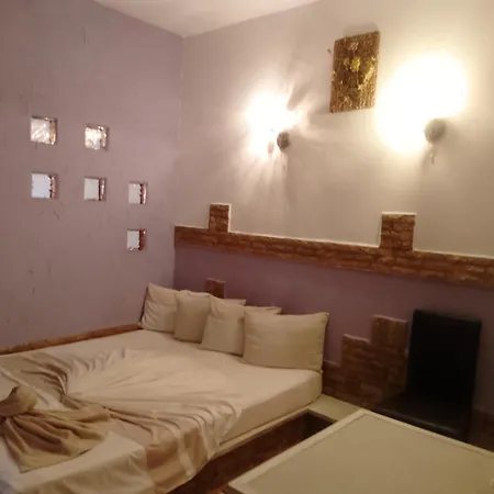 Samaya Δωμάτια σε οικογενειακή κατοικία Agigea